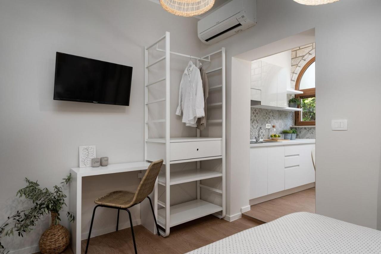 Apartments Alloro By Seeadria Agency Novigrad  Exterior photo