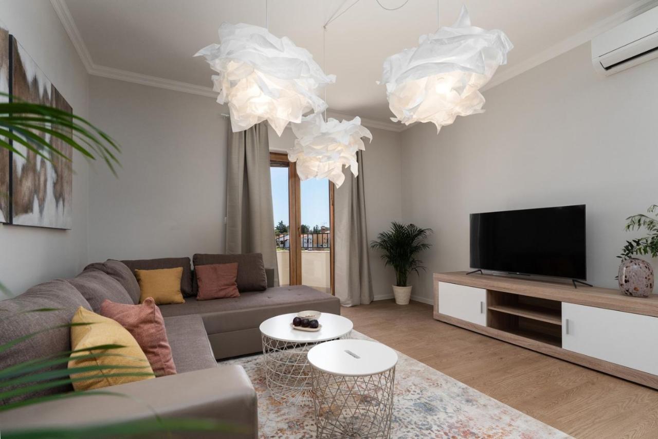 Apartments Alloro By Seeadria Agency Novigrad  Exterior photo